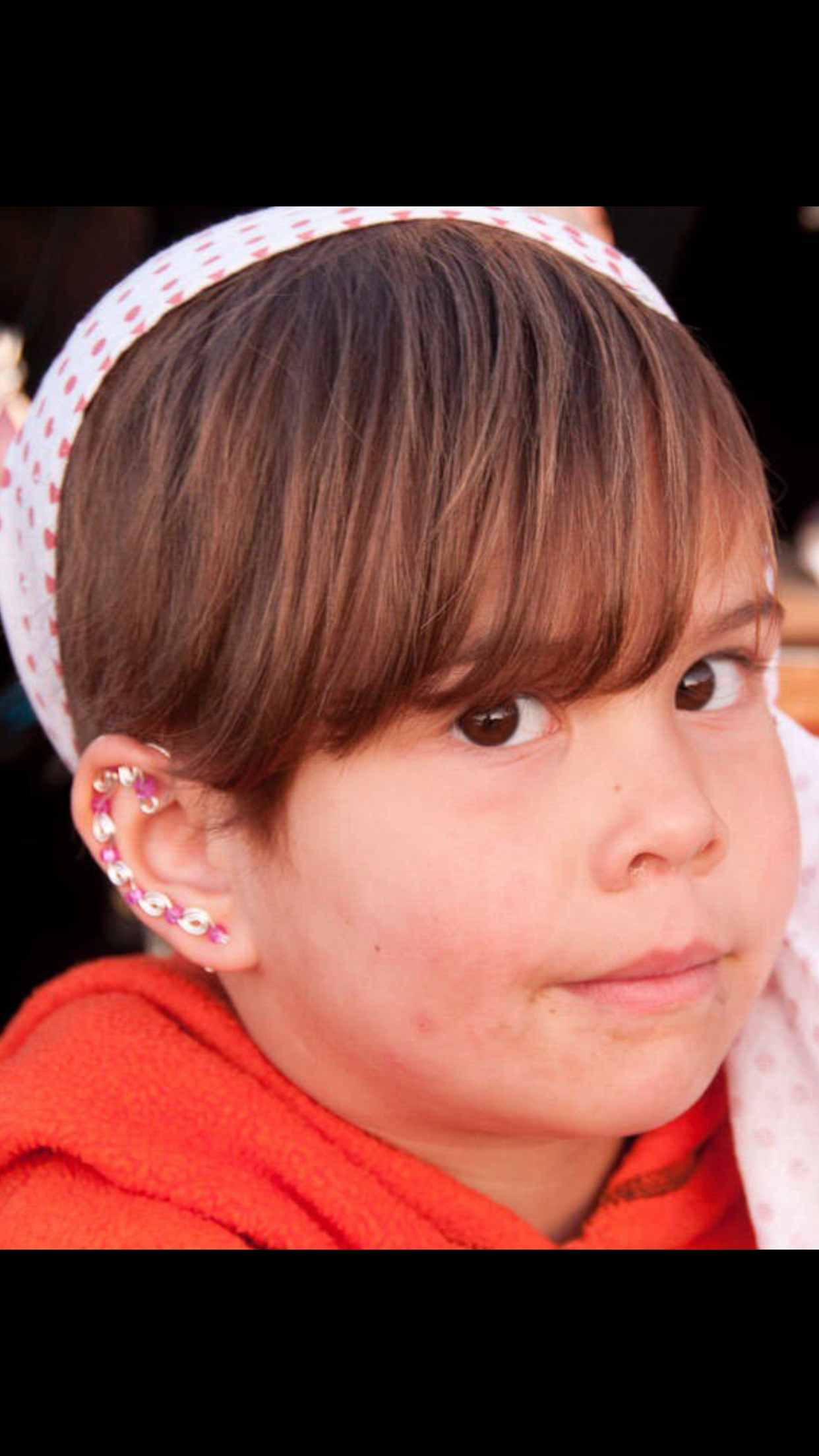 Ear Hugger ear cuff red